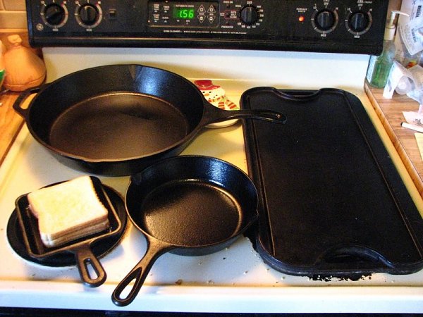 Click image for larger version

Name:	20111131_cast_iron.JPG
Views:	325
Size:	117.5 KB
ID:	364225