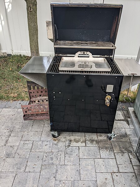 Click image for larger version

Name:	Grill.jpg
Views:	249
Size:	116.1 KB
ID:	1274878