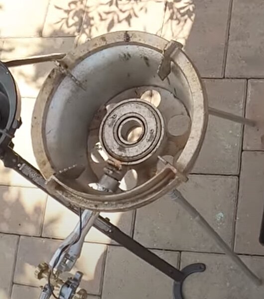 Click image for larger version

Name:	wok burner.jpg
Views:	416
Size:	79.6 KB
ID:	1307679