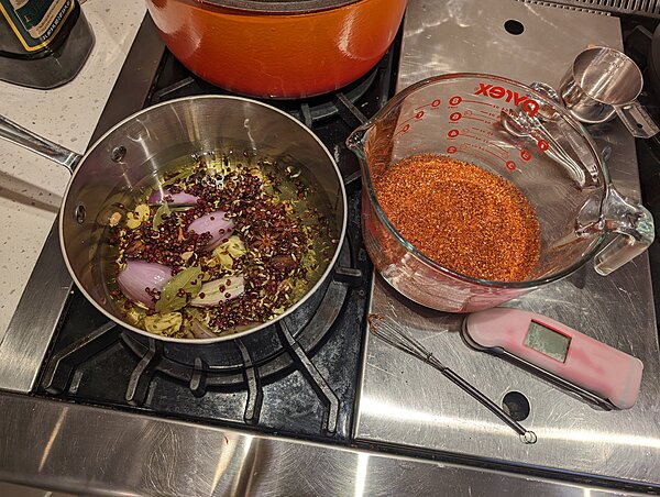 Click image for larger version

Name:	Chili_Oil_2.jpg
Views:	305
Size:	229.2 KB
ID:	1540621