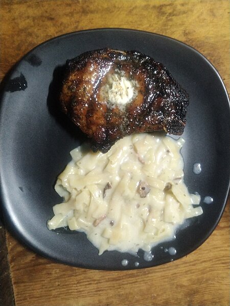 Click image for larger version

Name:	porter_road_pork_chop3.jpg
Views:	285
Size:	133.7 KB
ID:	1615242