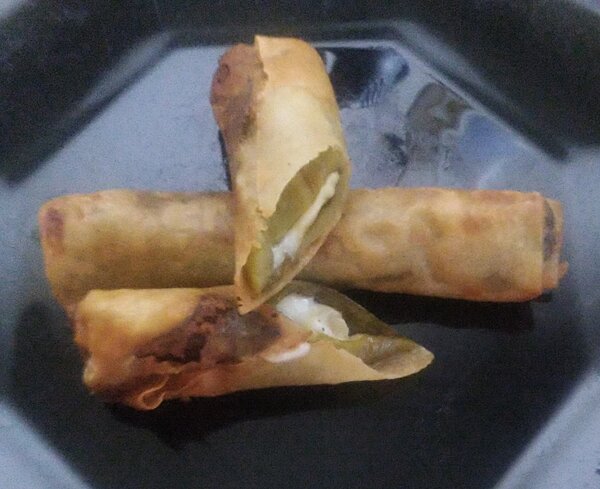 Click image for larger version

Name:	Hatch_chili_relleno_eggroll.jpg
Views:	281
Size:	75.7 KB
ID:	1615638