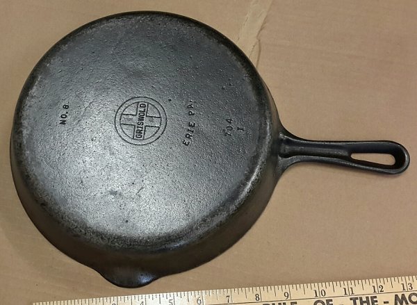 Click image for larger version

Name:	Griswold 8 inch fry pan-1_resized.jpg
Views:	314
Size:	154.4 KB
ID:	319557