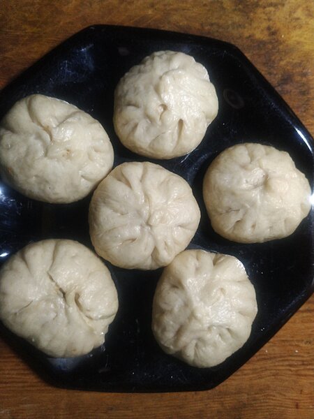 Click image for larger version

Name:	steamed_buns2.jpg
Views:	442
Size:	109.0 KB
ID:	1559247