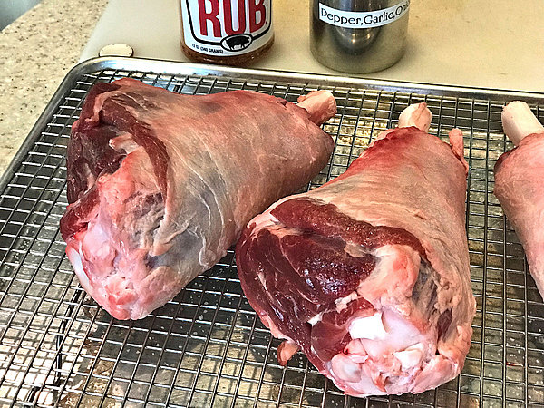 Click image for larger version  Name:	lamb shanks 02.jpg Views:	1 Size:	874.1 KB ID:	641890